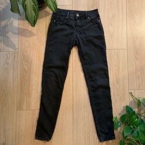 Black skinny jeans